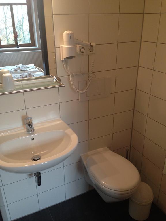 Berggasthof Beckenbergbaude Hotell Eibau Rum bild